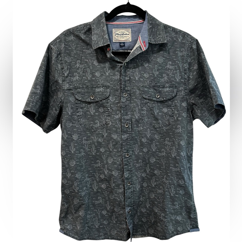 Flag and Anthem Button Down short sleeve shirt SMALL